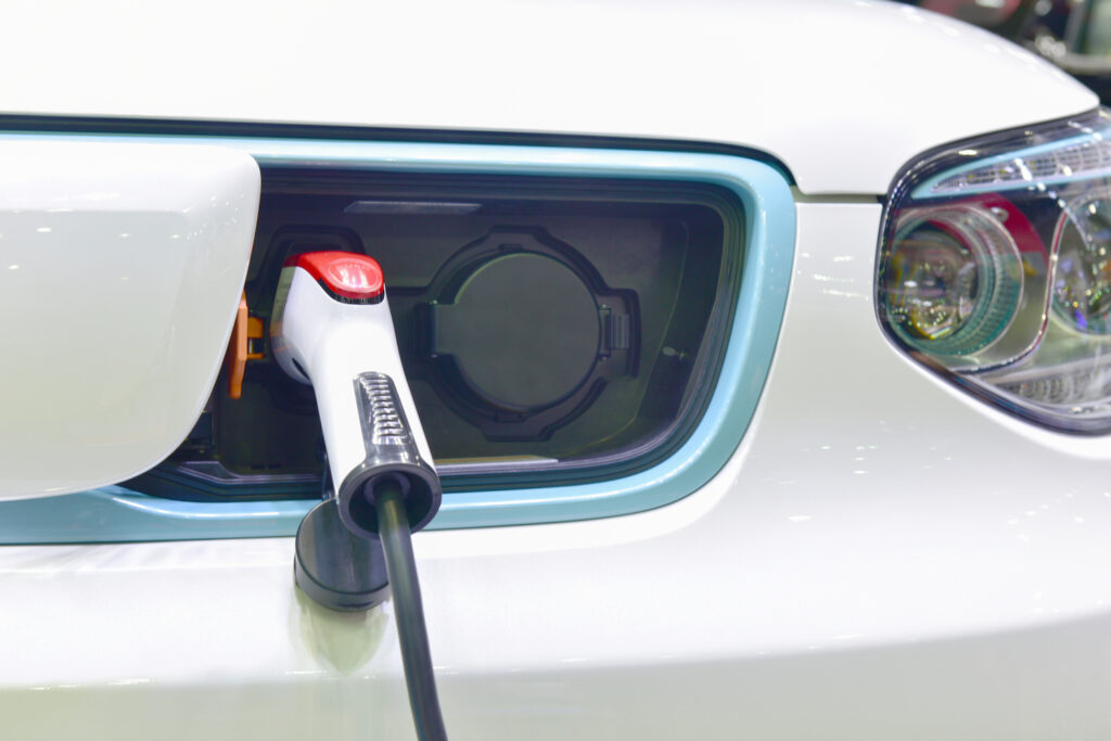 Hybrid vs Electric Cars: When To Choose One or the Other - Hybrid Center