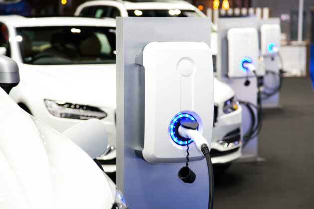 Hybrid vs Electric Cars: When To Choose One or the Other - Hybrid Center